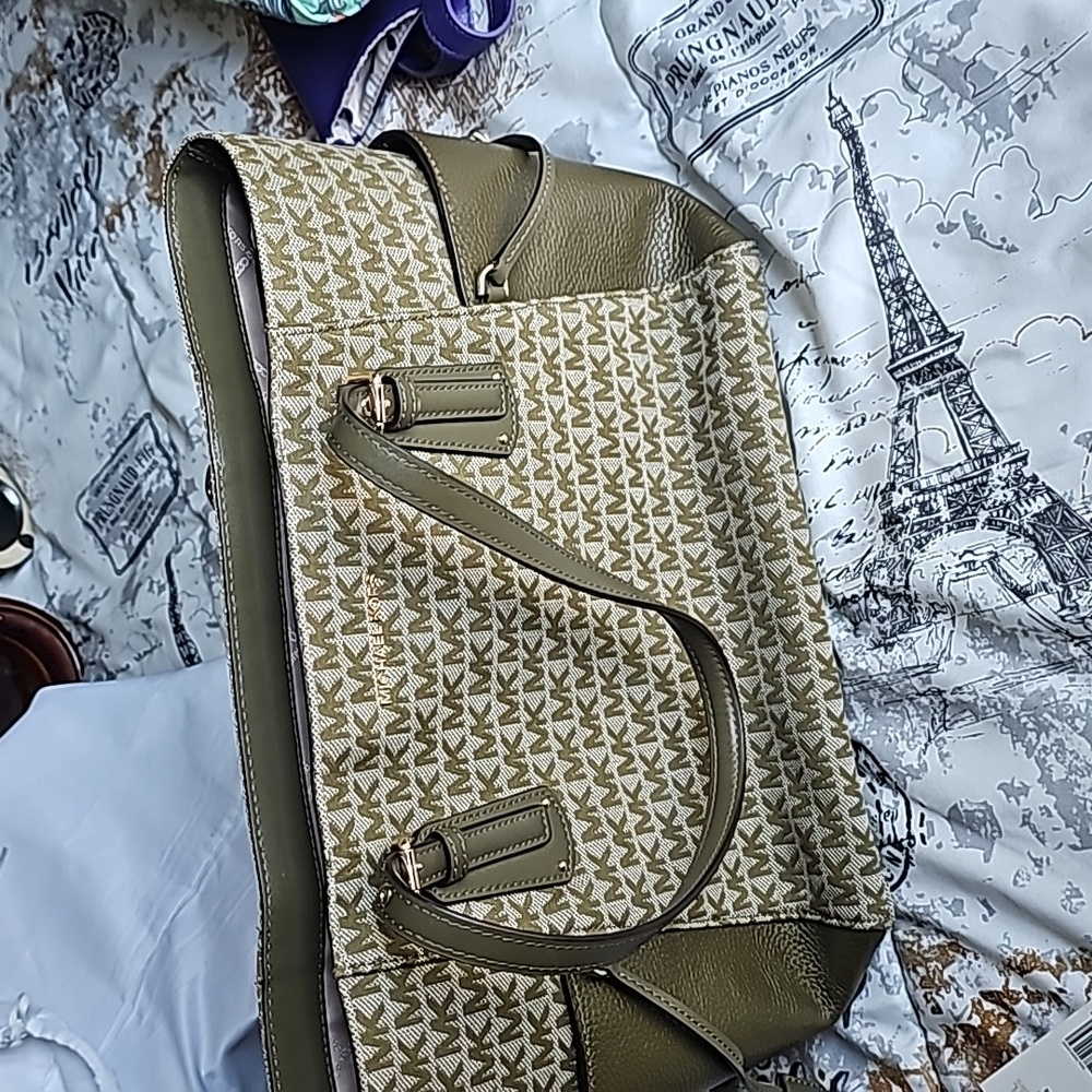Purse